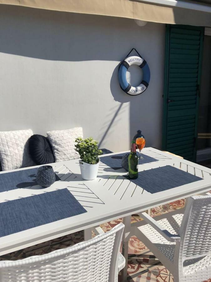 Seaside Apartment Sibenik Exterior photo